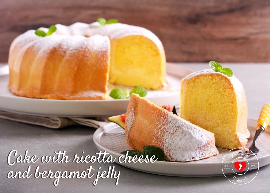 Cake with ricotta cheese and bergamot jelly