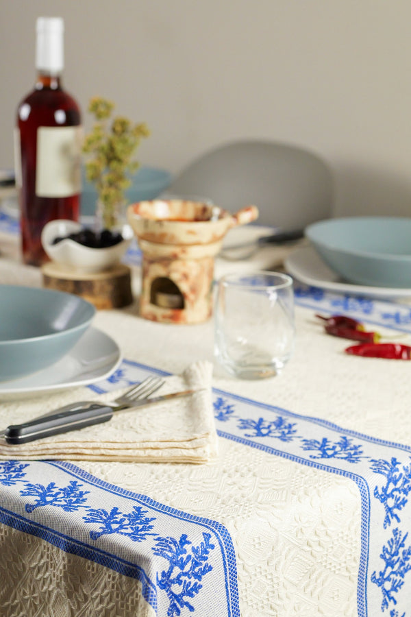 Table Cloths with Six matching Napkins